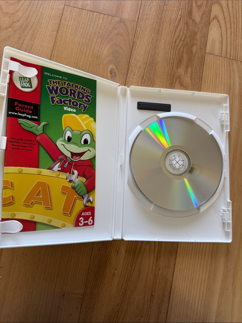 LeapFrog Letter Factory & Talking Words Factory DVD Bundle Preschool - Picture 4 of 6